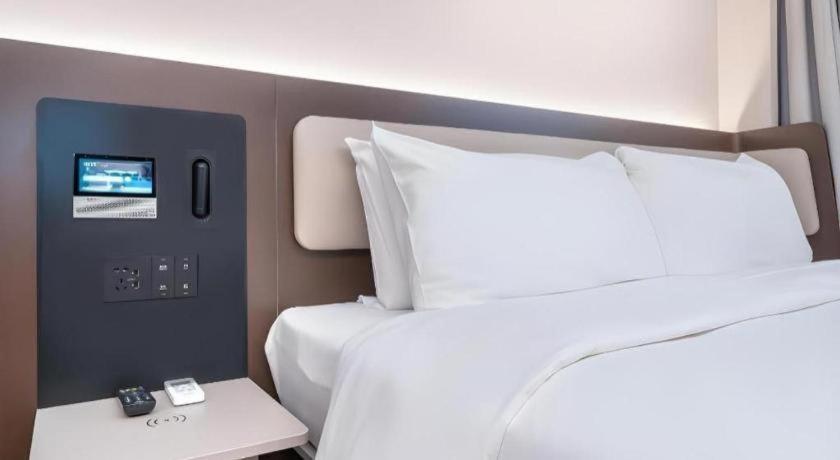 Hanting Wangfujing Hotel 2*