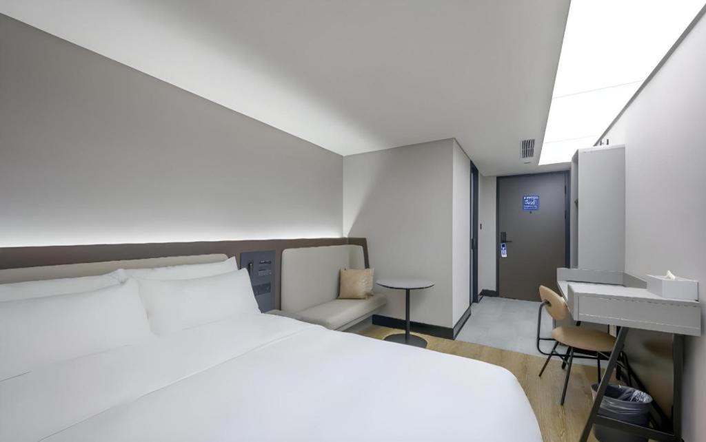 Hanting Wangfujing Beijing